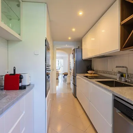 Great Views, Large Terrace & Walking Distance * Marbella