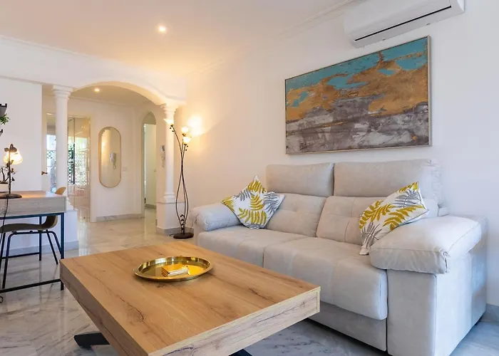 Lejlighed Great Views, Large Terrace & Walking Distance Marbella